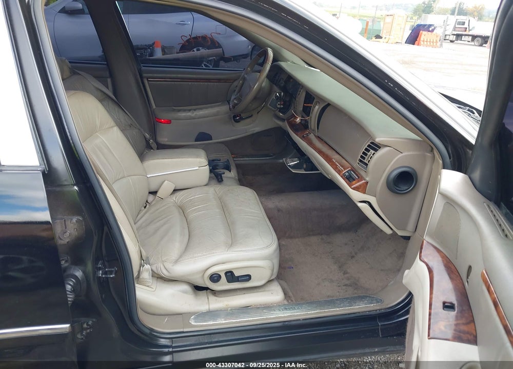 2003 BUICK PARK AVENUE ULTRA VIN: 1G4CU541034127034