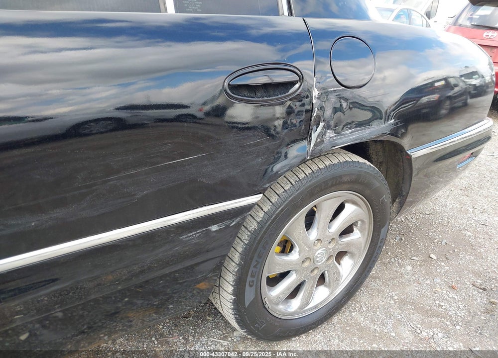 2003 BUICK PARK AVENUE ULTRA VIN: 1G4CU541034127034