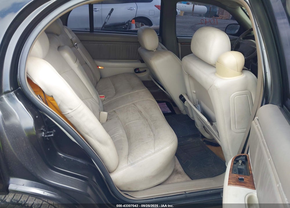 2003 BUICK PARK AVENUE ULTRA VIN: 1G4CU541034127034