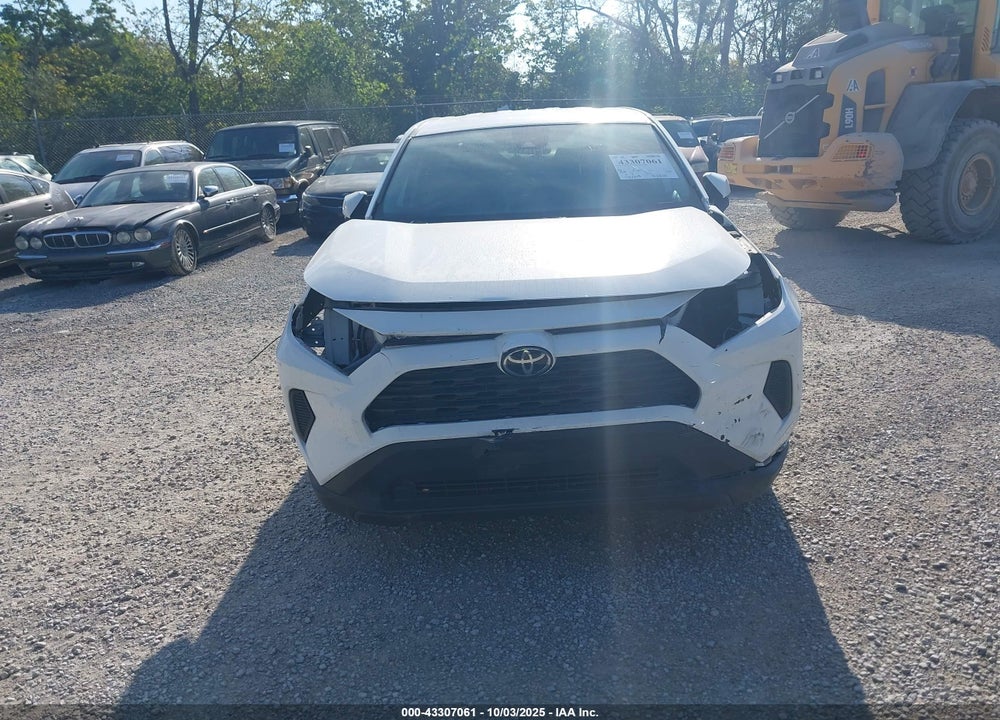 2022 TOYOTA RAV4 LE VIN: 2T3G1RFV1NC269681