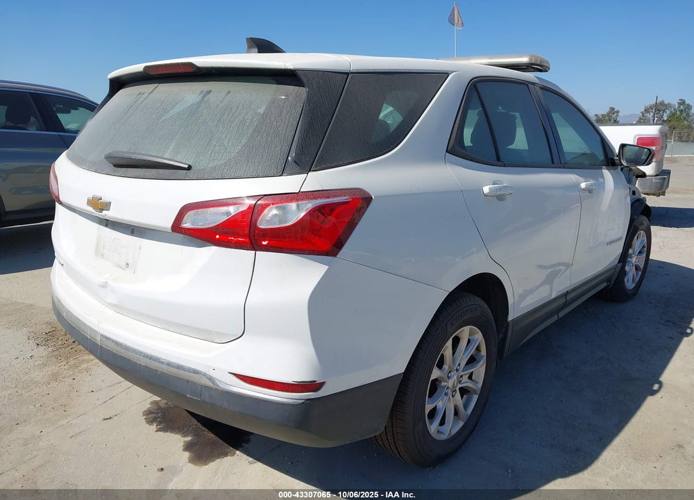 2018 CHEVROLET EQUINOX VIN: 3GNAXHEV0JS623834