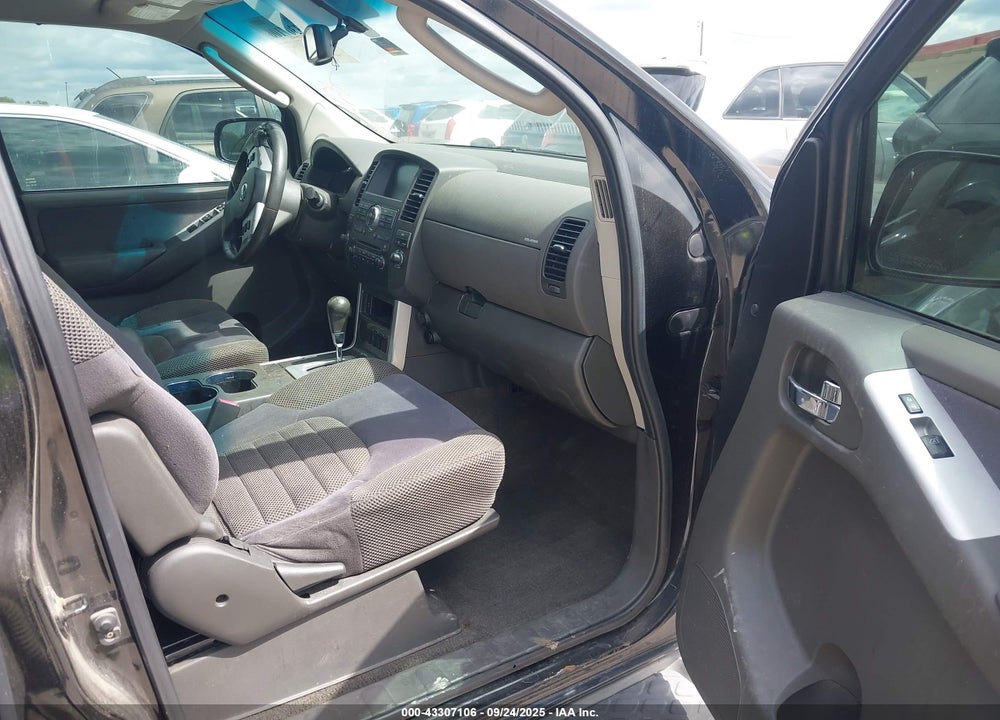 2008 NISSAN PATHFINDER SE VIN: 5N1AR18U38C602226