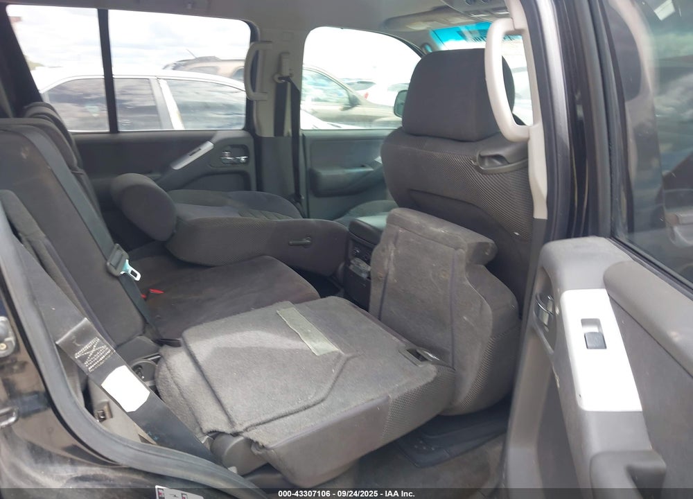 2008 NISSAN PATHFINDER SE VIN: 5N1AR18U38C602226