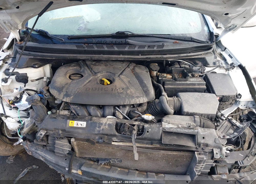 2016 HYUNDAI ELANTRA VIN: 5NPDH4AE4GH746511