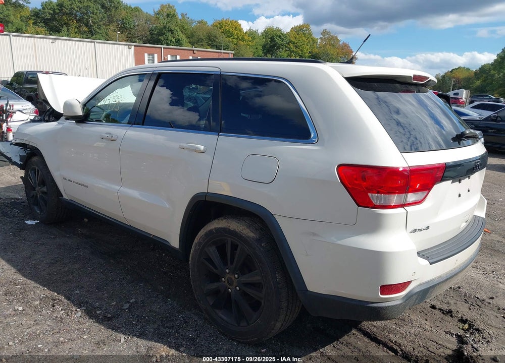 2012 JEEP GRAND CHEROKEE VIN: 1C4RJFAG1CC353143