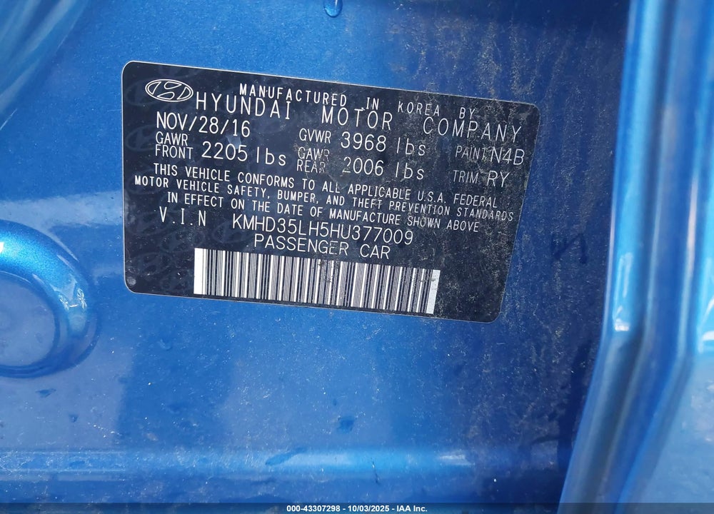 2017 HYUNDAI ELANTRA VIN: KMHD35LH5HU377009