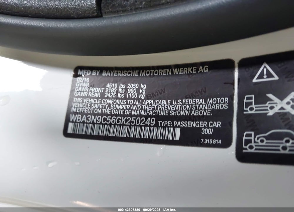 2016 BMW 4 SERIES VIN: WBA3N9C56GK250249
