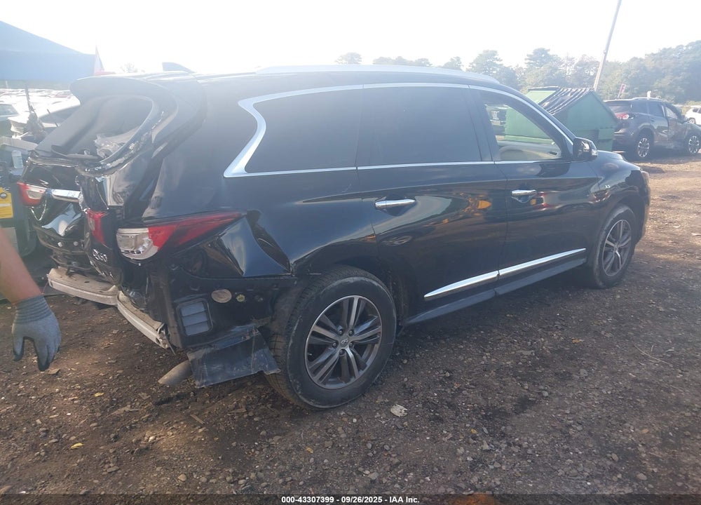 2017 INFINITI QX60 VIN: 5N1DL0MM9HC551314