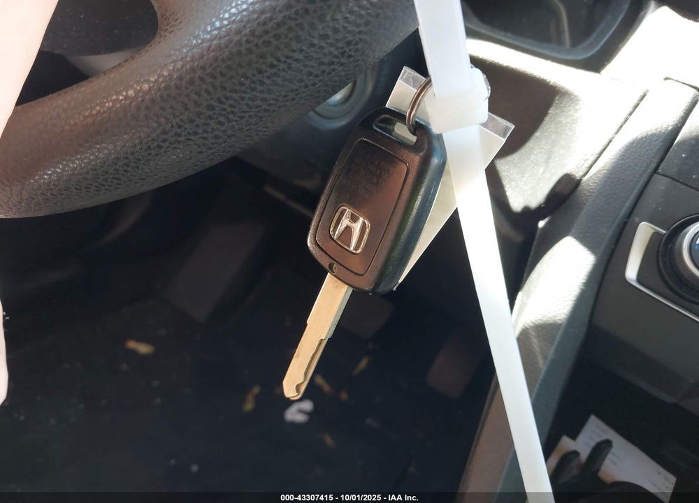 2020 HONDA CIVIC VIN: 2HGFC2F60LH523626