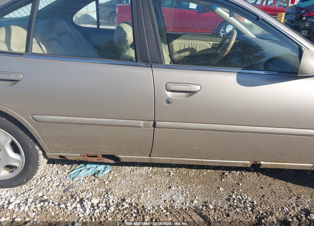 2000 NISSAN ALTIMA GLE/GXE/SE VIN: 1N4DL01A7YC125559