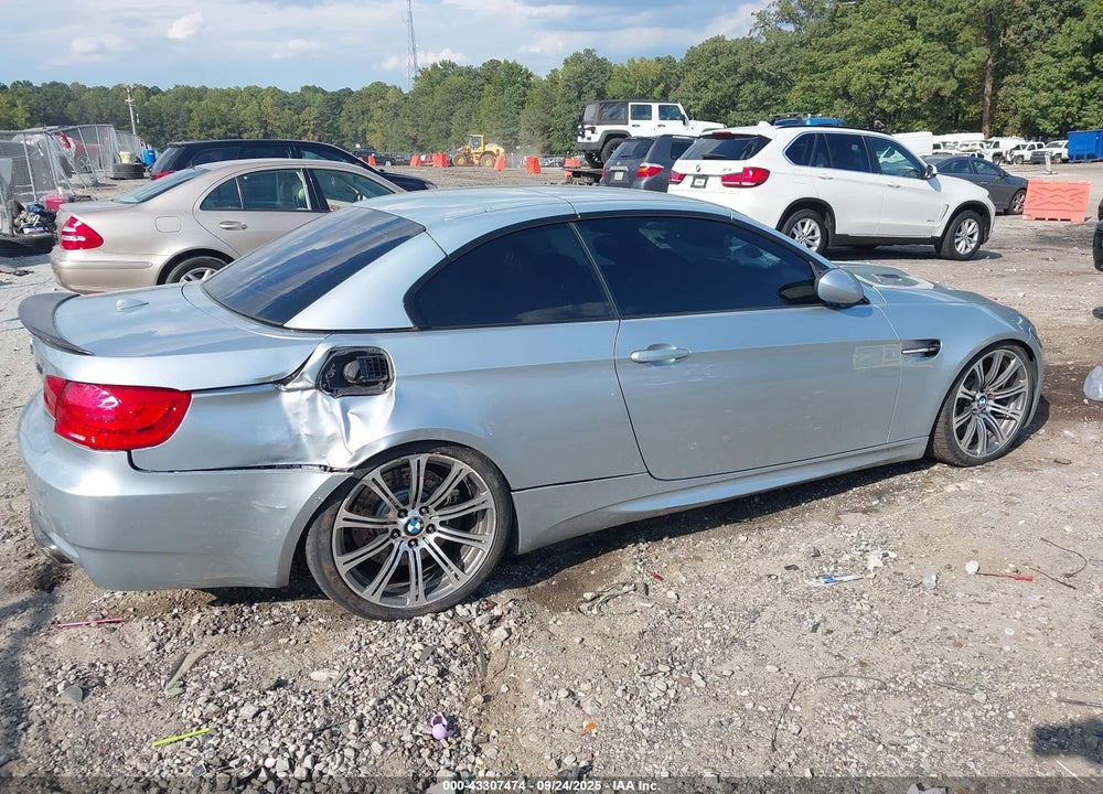 2011 BMW M3 VIN: WBSDX9C55BE399088