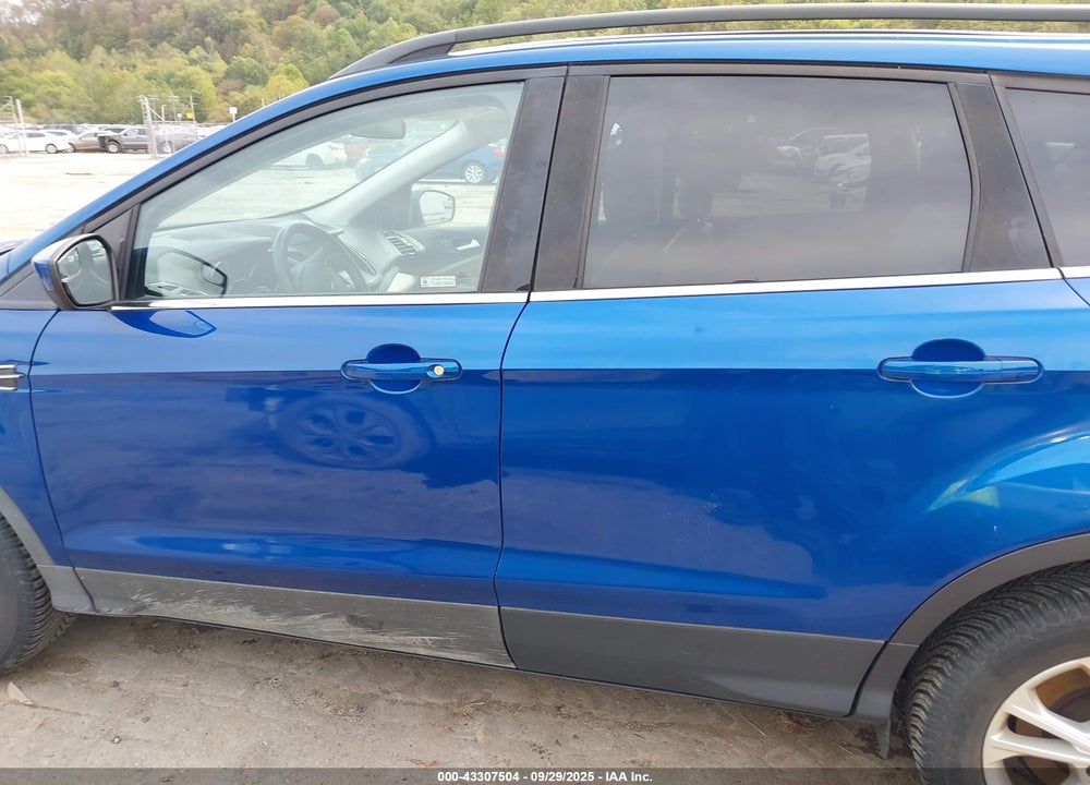 2018 FORD ESCAPE VIN: 1FMCU9HD6JUA88927