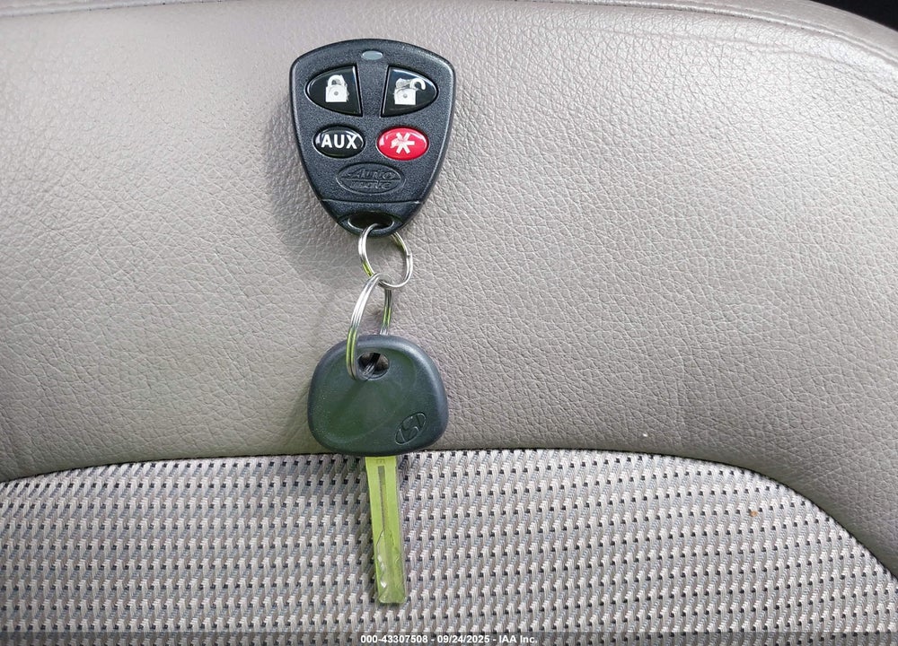 2014 HYUNDAI TUCSON VIN: KM8JU3AG6EU831133