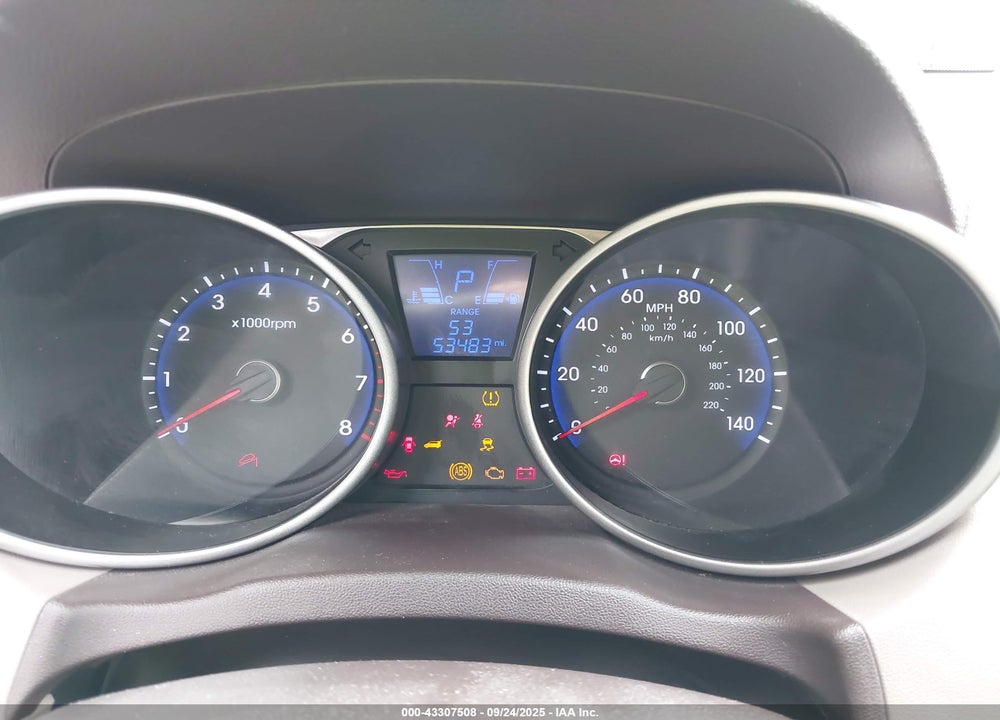 2014 HYUNDAI TUCSON VIN: KM8JU3AG6EU831133