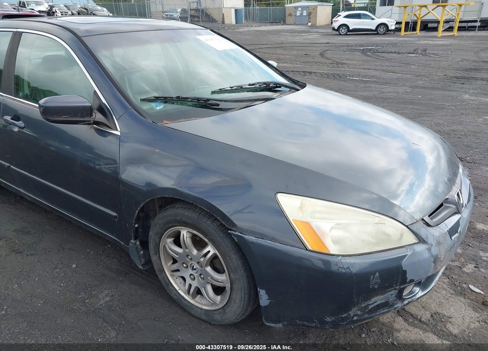 2003 HONDA ACCORD 3.0 EX VIN: 1HGCM66593A039192