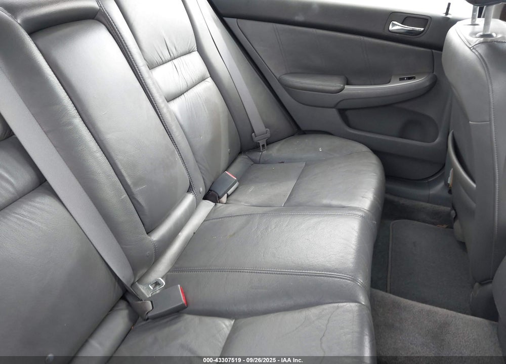 2003 HONDA ACCORD 3.0 EX VIN: 1HGCM66593A039192