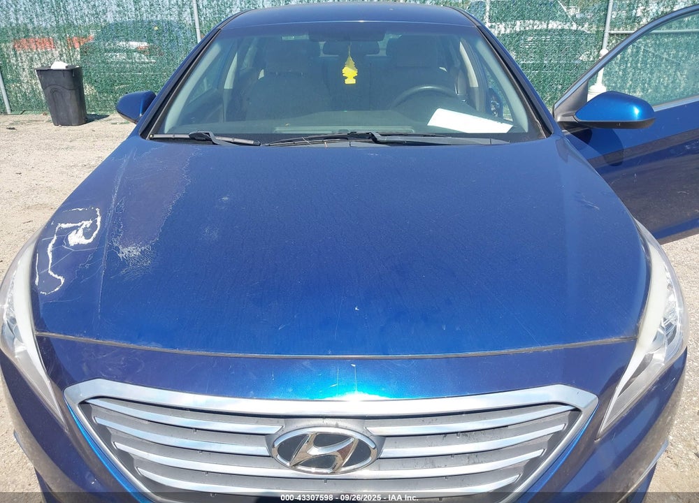 2015 HYUNDAI SONATA VIN: 5NPE24AF9FH119090