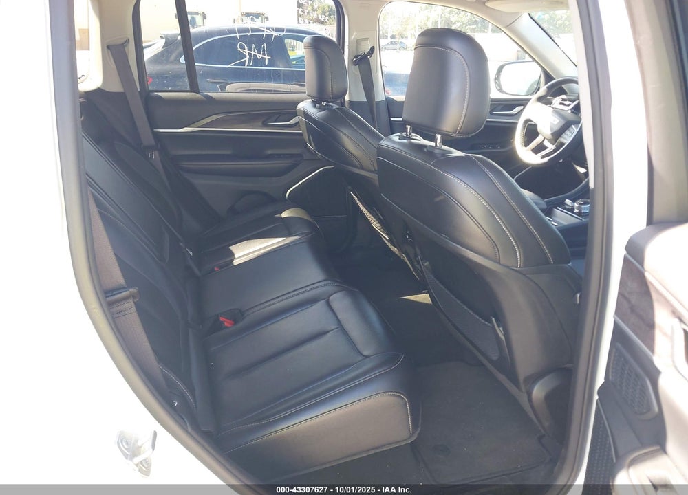2024 JEEP GRAND CHEROKEE 4XE VIN: 1C4RJYB63RC720666