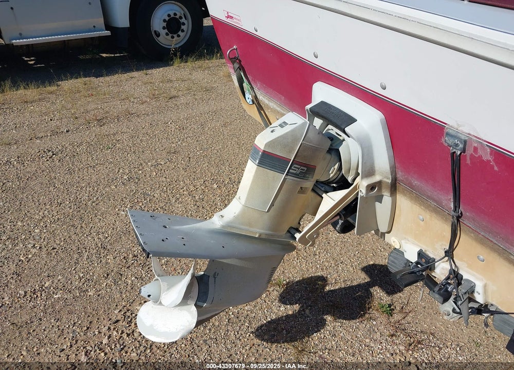 1993 CHRIS CRAFT SPORT FISH VIN: N0R34820H293