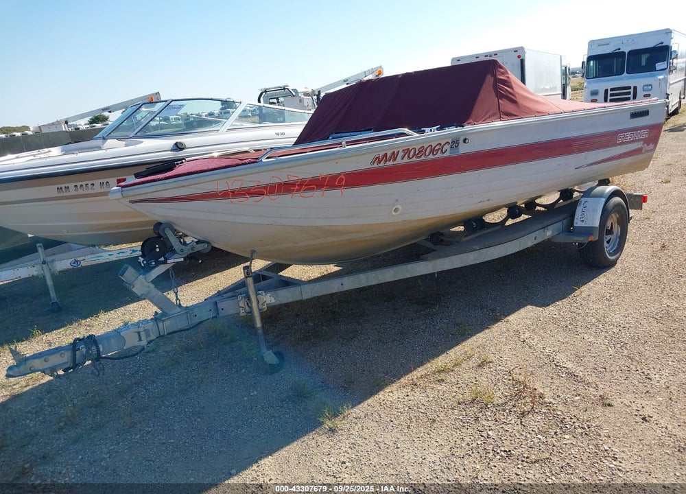 1993 CHRIS CRAFT SPORT FISH VIN: N0R34820H293