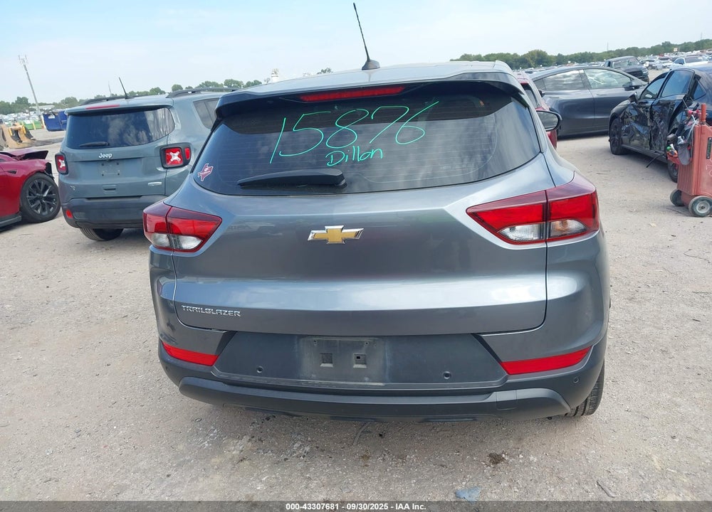 2021 CHEVROLET TRAILBLAZER FWD LS VIN: KL79MMS26MB000142