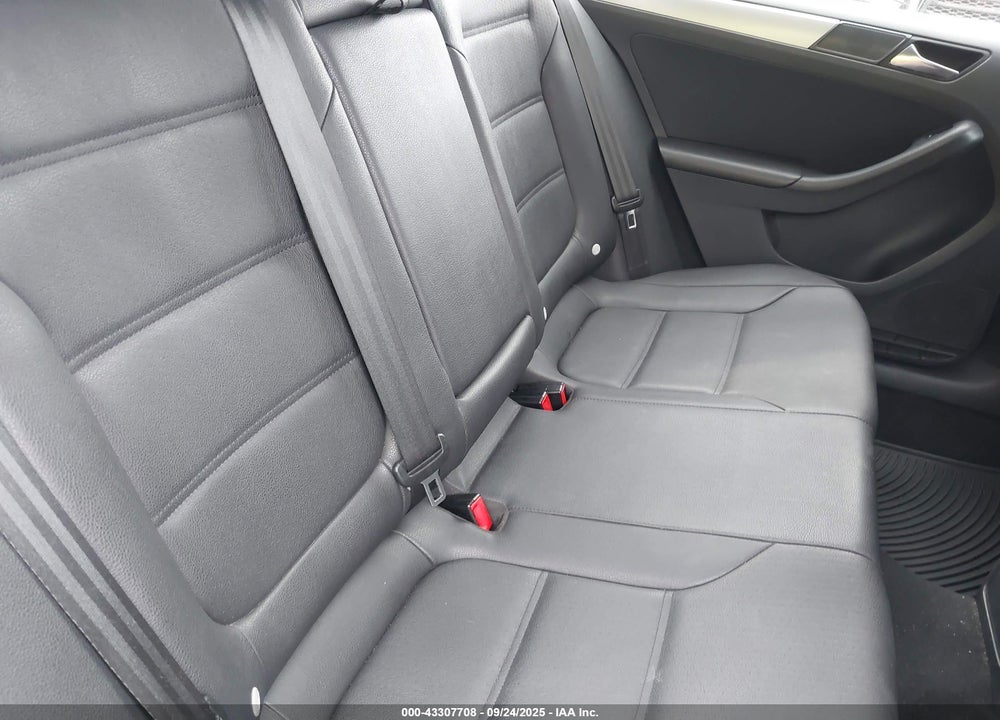 2012 VOLKSWAGEN JETTA VIN: 3VWLP7AJ8CM006569