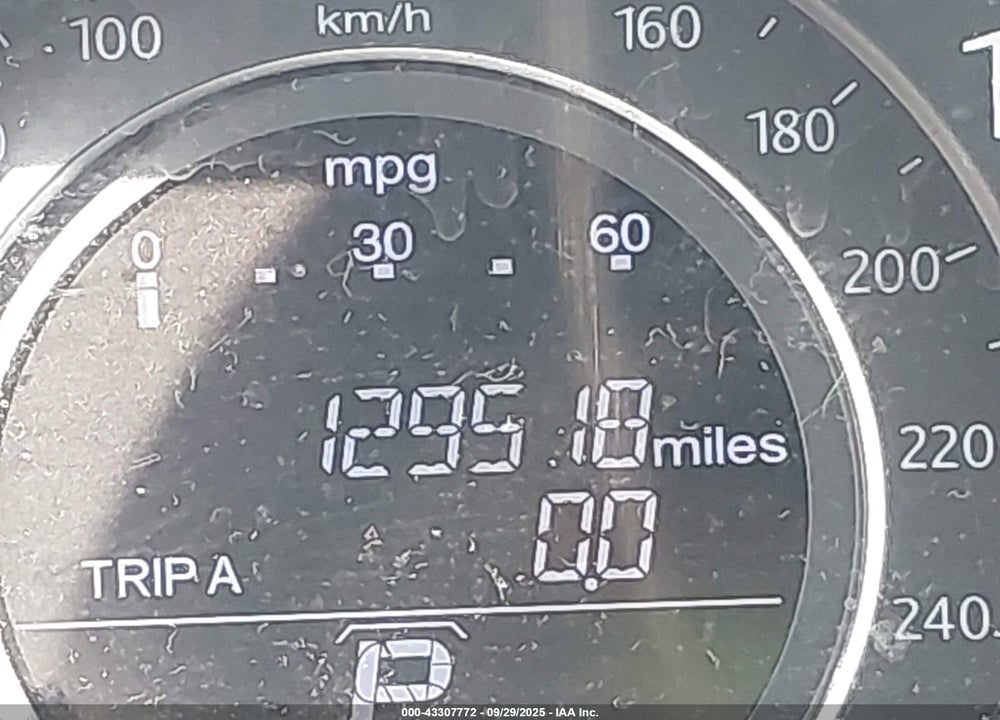 2015 HONDA ACCORD VIN: 1HGCR3F81FA032932
