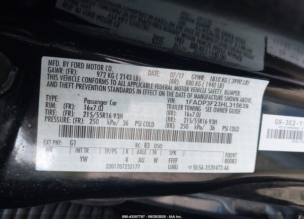 2017 FORD FOCUS SE VIN: 1FADP3F23HL315639
