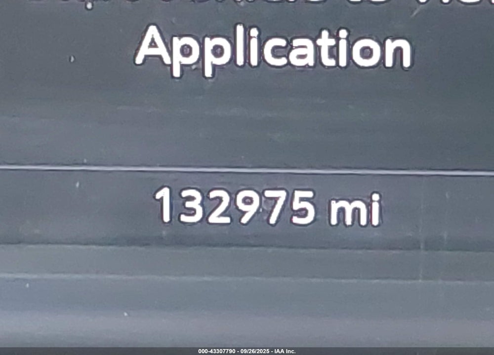 2019 CHEVROLET SILVERADO 1500 LT VIN: 1GCUYDEDXKZ160933