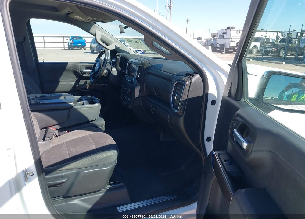 2019 CHEVROLET SILVERADO 1500 LT VIN: 1GCUYDEDXKZ160933