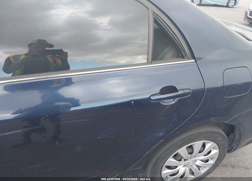 2013 TOYOTA COROLLA LE VIN: 2T1BU4EE3DC009618