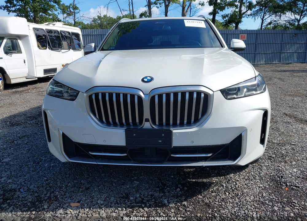 2024 BMW X5 VIN: 5UX23EU04R9V39929