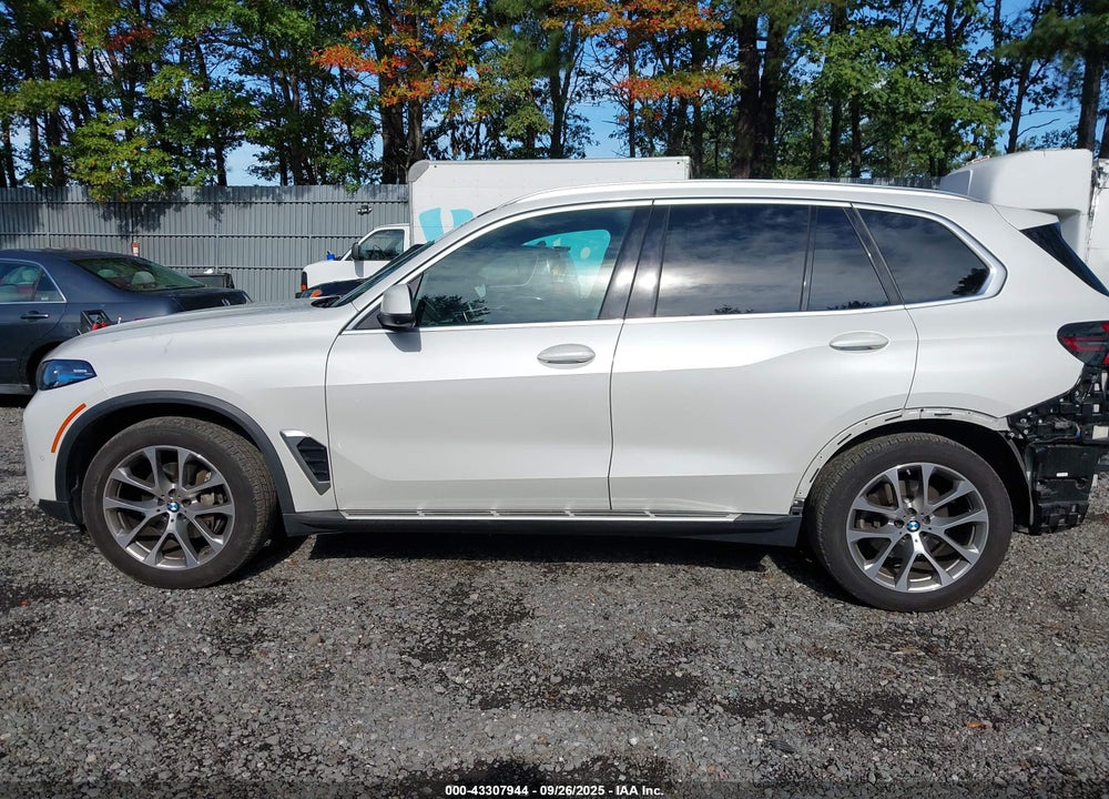 2024 BMW X5 VIN: 5UX23EU04R9V39929