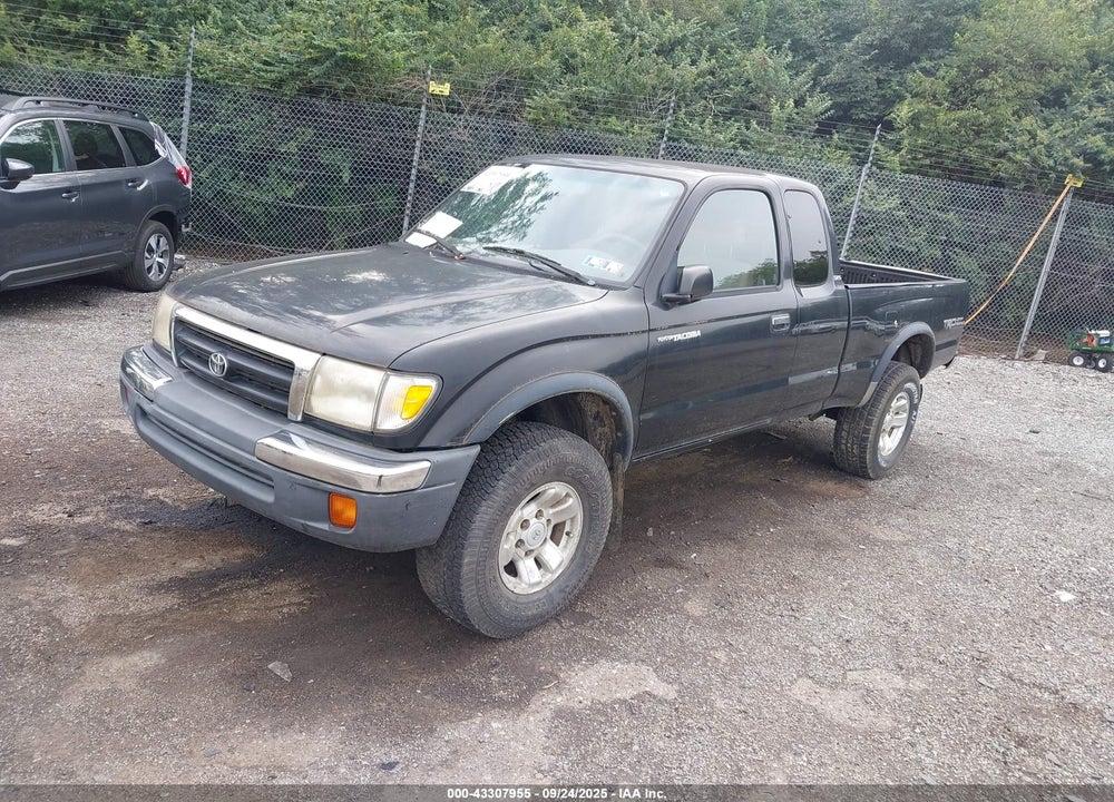 1999 TOYOTA TACOMA VIN: 4TAWM72N1XZ537364