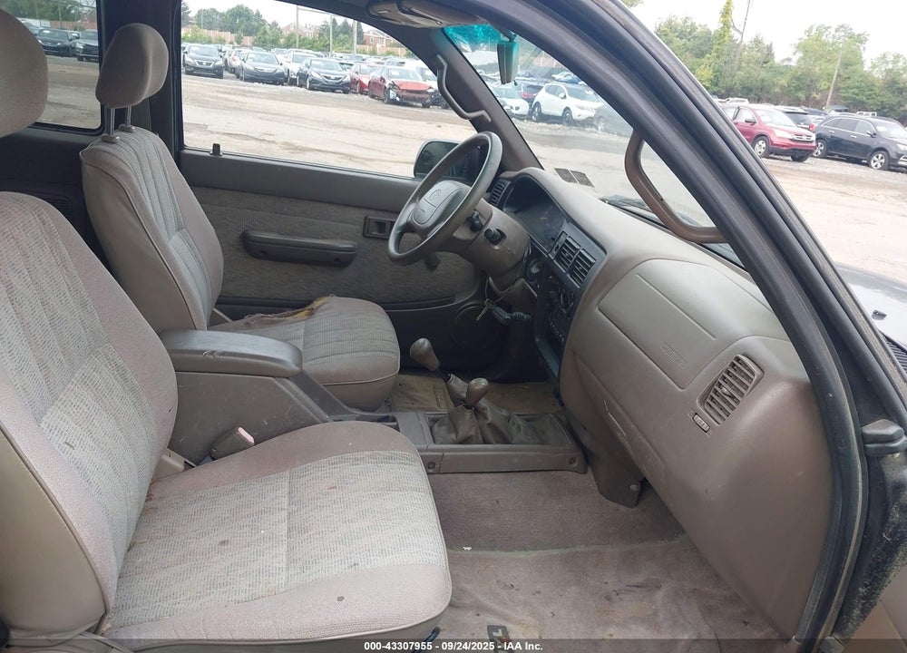 1999 TOYOTA TACOMA VIN: 4TAWM72N1XZ537364