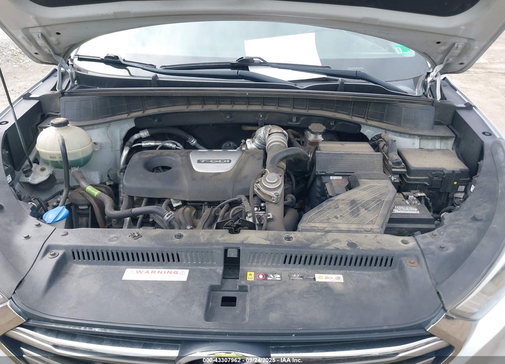 2017 HYUNDAI TUCSON VIN: KM8J33A28HU558479