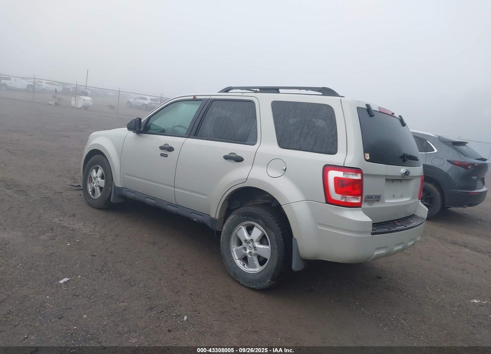 2009 FORD ESCAPE XLT VIN: 1FMCU03G29KA09726