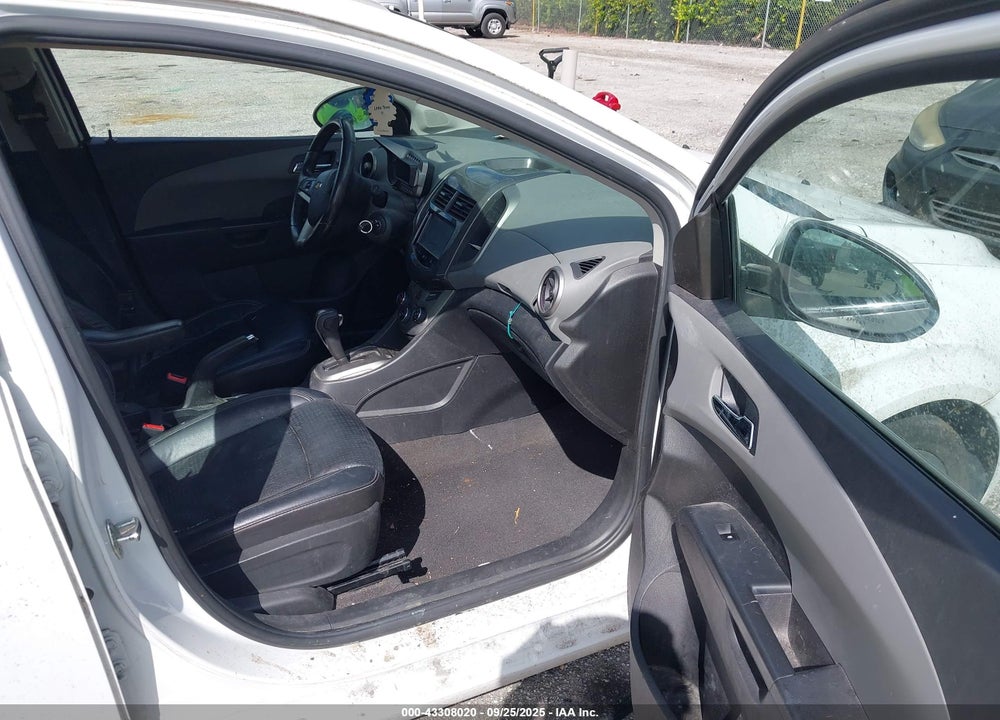 2015 CHEVROLET SONIC LTZ AUTO VIN: 1G1JE6SB3F4122434