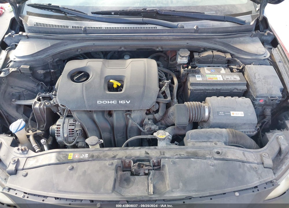 2017 HYUNDAI ELANTRA VIN: 5NPD84LF2HH202239