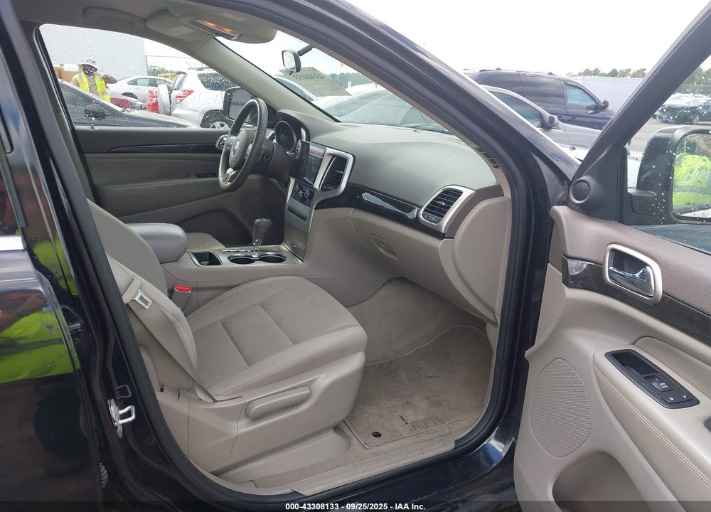 2013 JEEP GRAND CHEROKEE VIN: 1C4RJEAG3DC653343