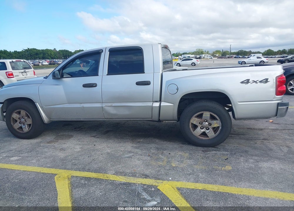 2006 DODGE DAKOTA SLT VIN: 1D7HW48KX6S624471