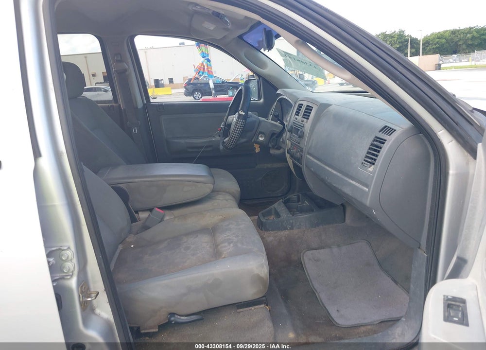 2006 DODGE DAKOTA SLT VIN: 1D7HW48KX6S624471