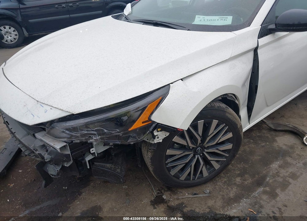2024 NISSAN ALTIMA SV FWD VIN: 1N4BL4DV8RN386556