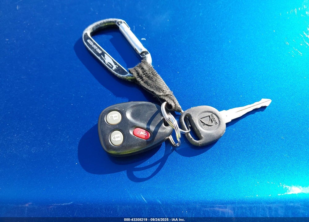 2005 SATURN VUE 4 CYL VIN: 5GZCZ23D25S810012