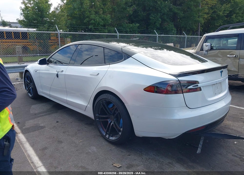 2016 TESLA MODEL S 90D/P100D/P85D/P90D VIN: 5YJSA1E40GF128340