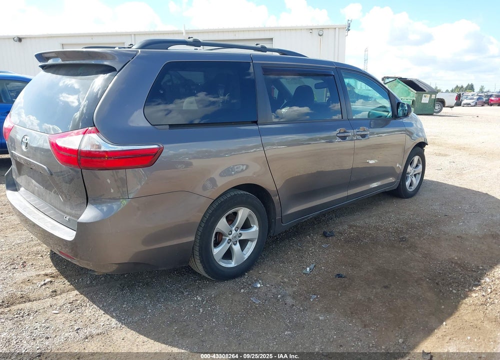 2017 TOYOTA SIENNA LE 8 PASSENGER VIN: 5TDKZ3DC7HS768135