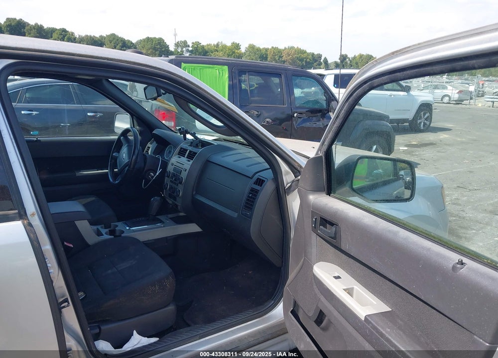 2010 FORD ESCAPE XLT VIN: 1FMCU0D79AKA03909