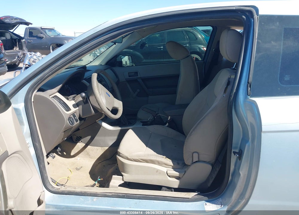 2008 FORD FOCUS VIN: 1FAHP32N68W239690