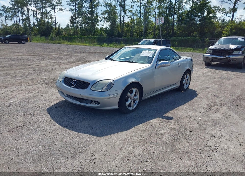 2001 MERCEDES-BENZ SLK 320 VIN: WDBKK65F71F210921