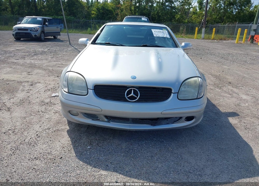 2001 MERCEDES-BENZ SLK 320 VIN: WDBKK65F71F210921